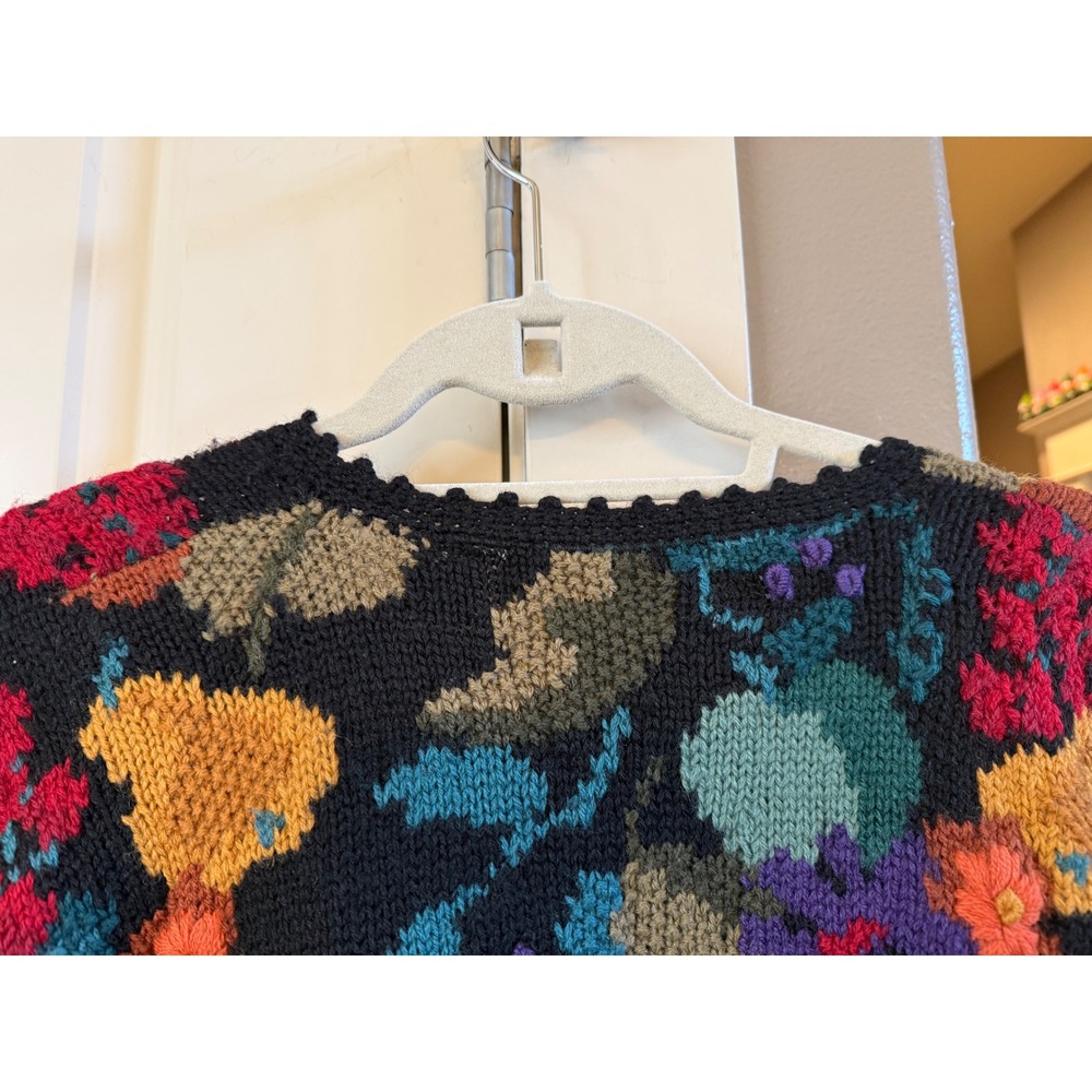 Vtg Signature by Northern Isles M Handknit 100% Wool Colorful Cardigan Sweater - Picture 7 of 11